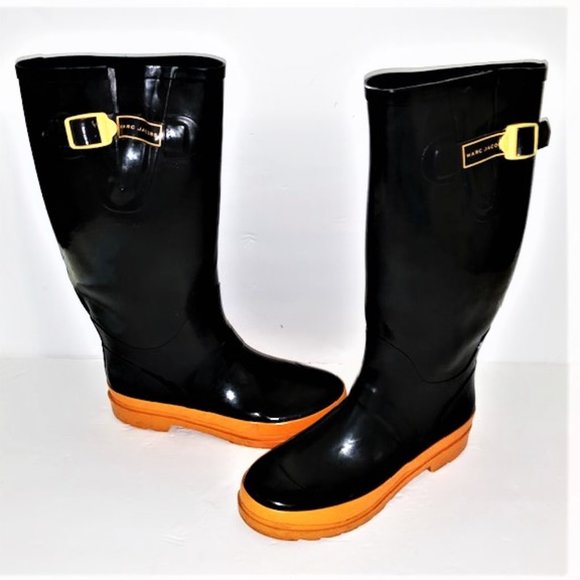 Marc Jacobs Shoes - MARC JACOBS Knee-High Rubber Rain Boots